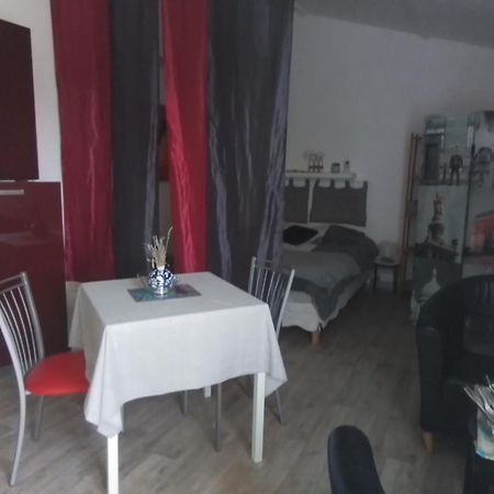 Tiny House Independante Climatisee Moules Exterior photo